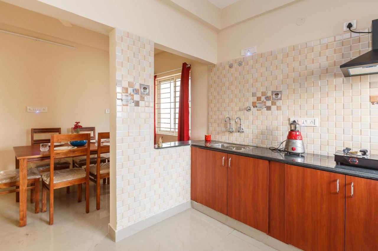 Misty Meridian Serviced Apartments Bangalore Exteriör bild