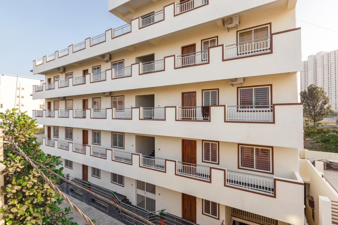 Misty Meridian Serviced Apartments Bangalore Exteriör bild