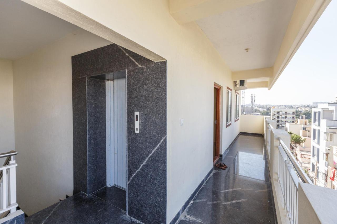 Misty Meridian Serviced Apartments Bangalore Exteriör bild